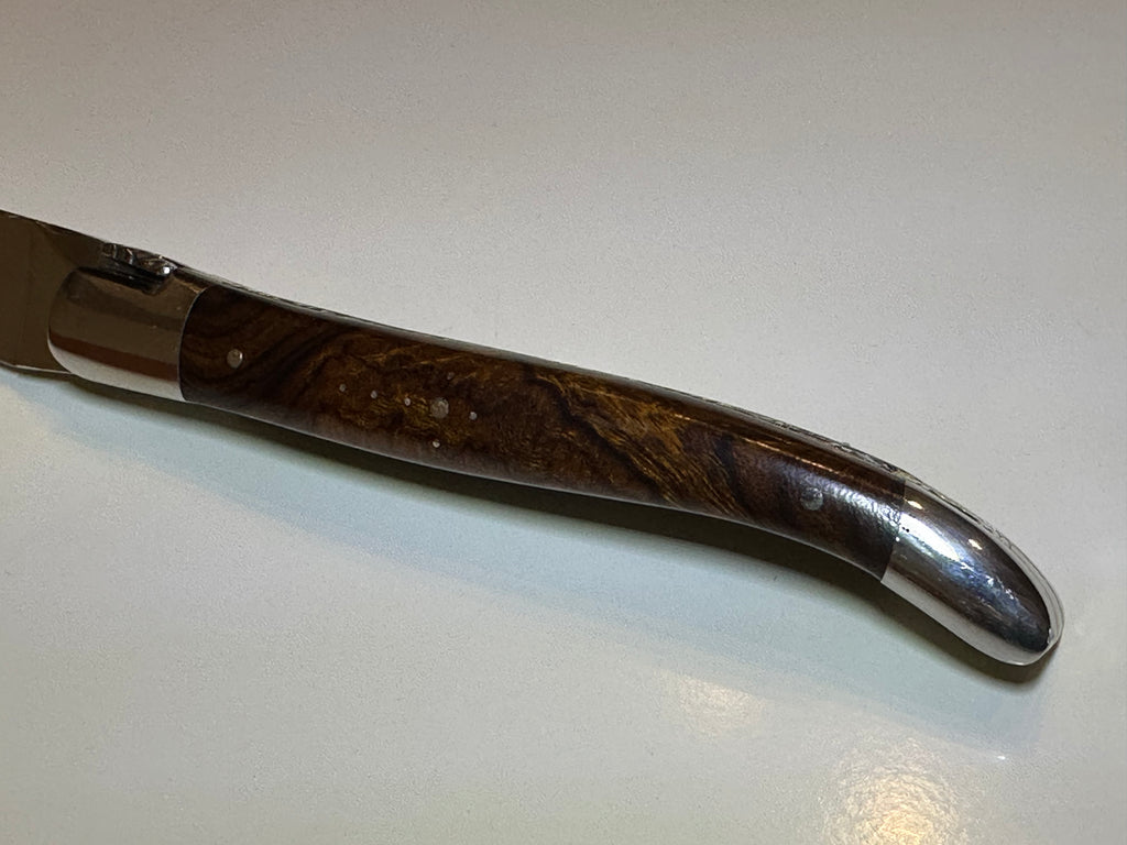 LAGUIOLE en Aubrac Wüsteneisenholz